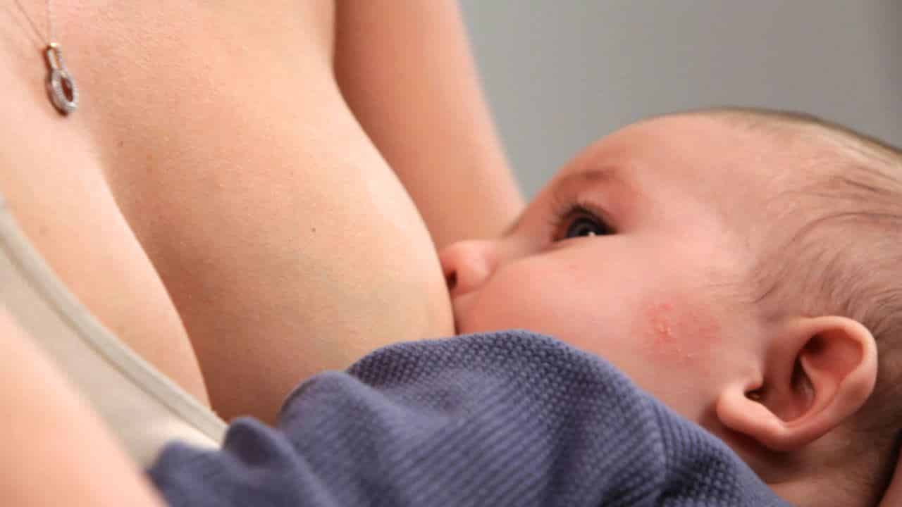 Kaip maitinti kūdikį